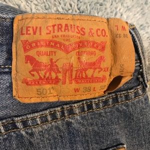 Levi Strauss 502 38/32 EUC Men’s Jeans Button Up